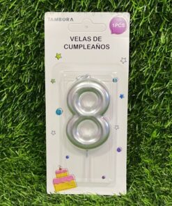 VELA NUMÉRICA COLOR PLATEADA #8 6CM 1UND